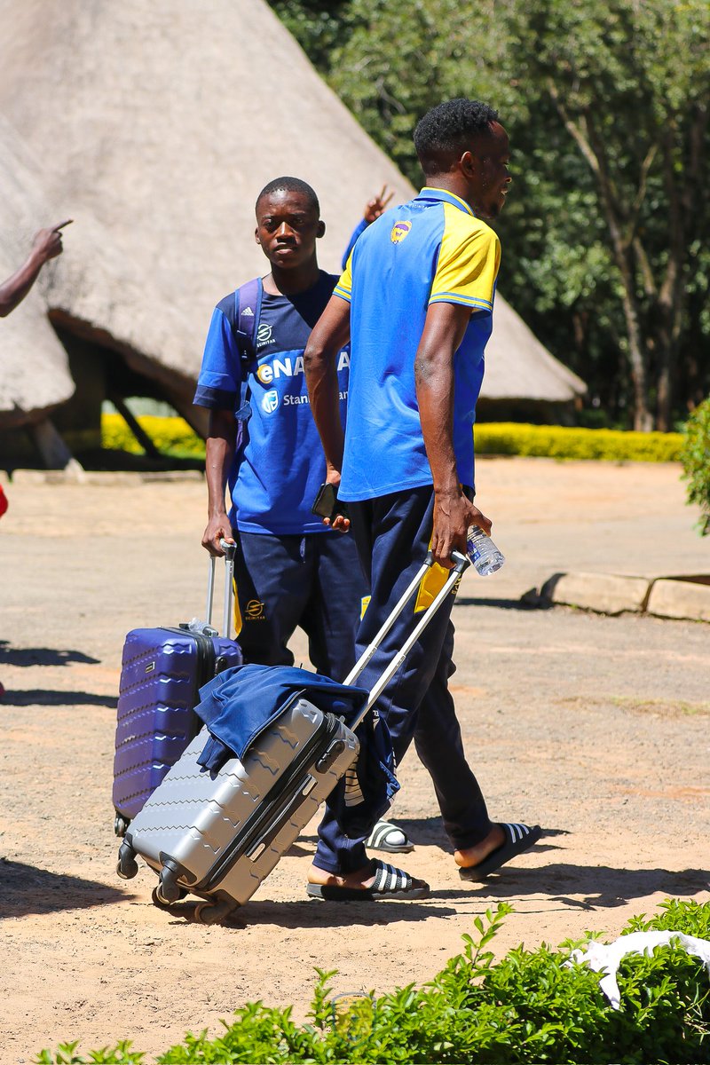 napsastars_fc's tweet photo. Hello Ba Ndola Laka ✌🏾
#TeamArrival
#VsZegaTomorrow
#Tangala https://t.co/T2MsrWNawM