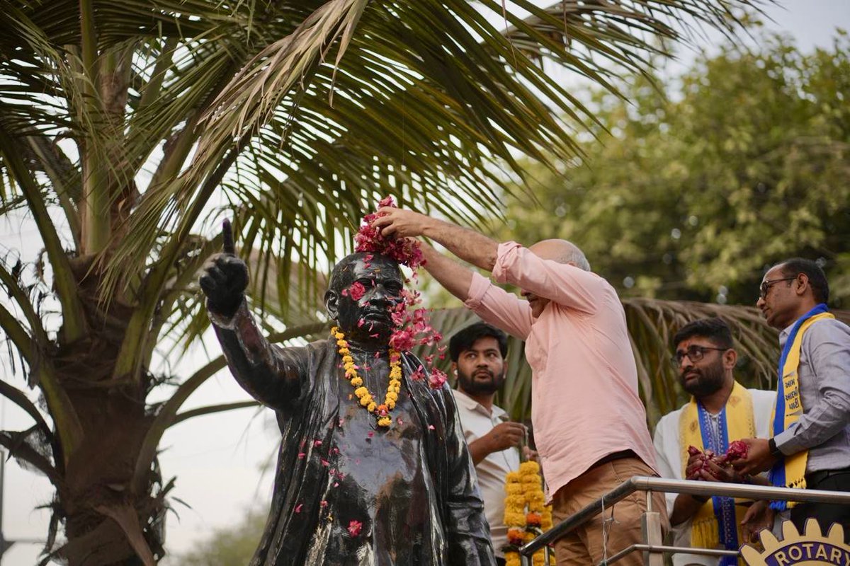 Manish Sisodia tweet media