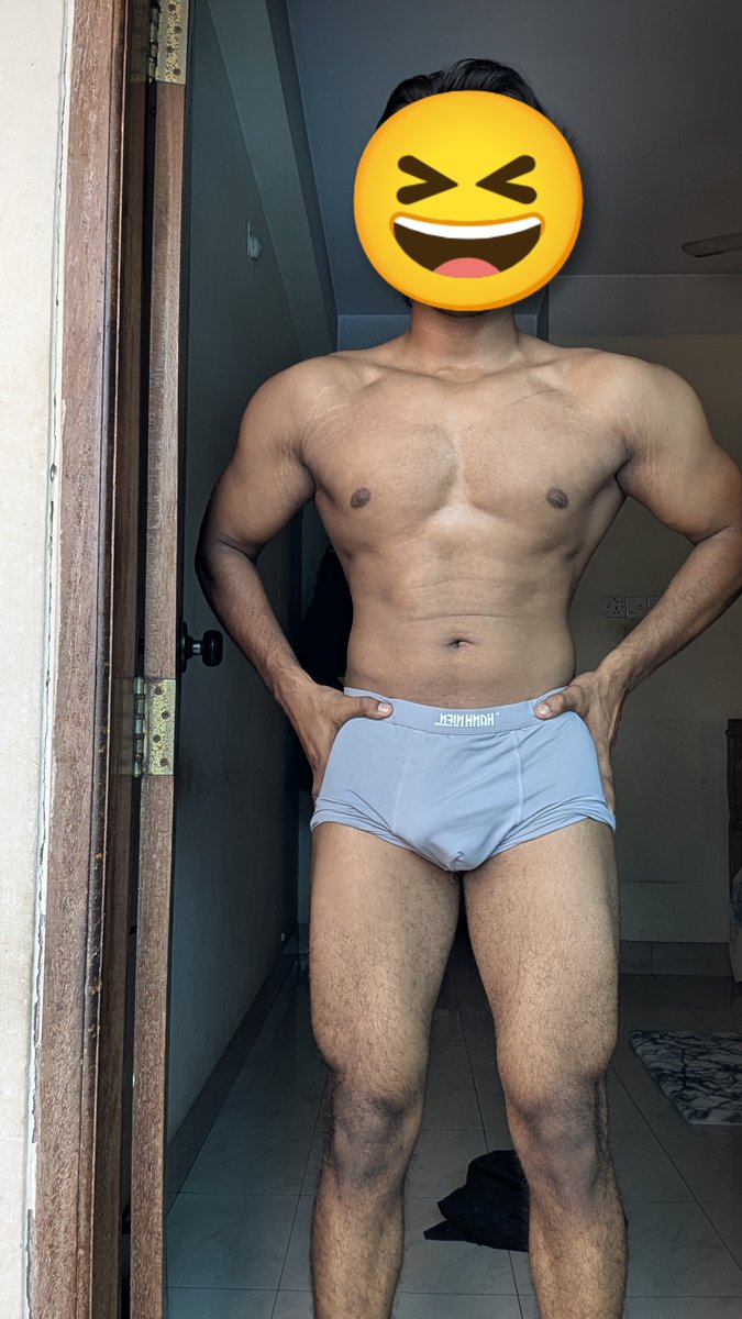 Nazmulasd's tweet photo. Do u need gym boy? https://t.co/cGKAzTHPVQ