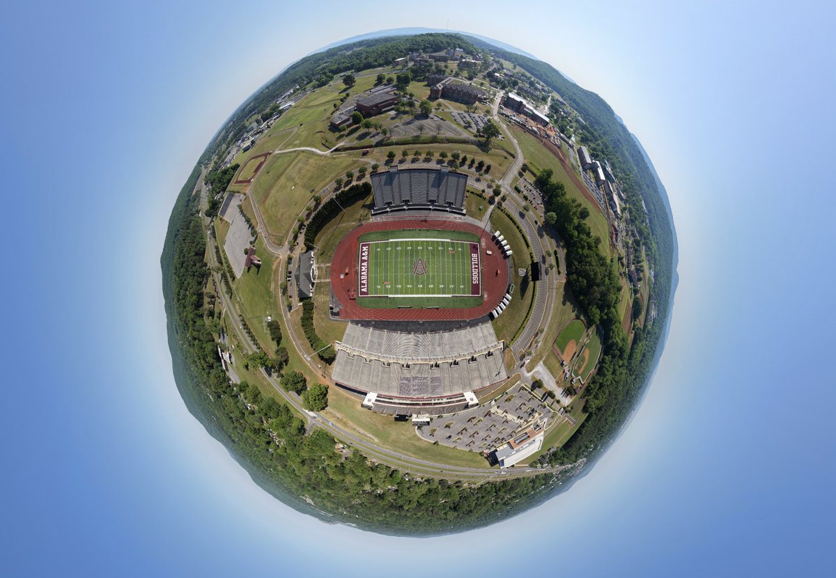 aamuedu's tweet image. 🚀 From Rocket City to worlds unknown… great things #StartHere 🌎 Happy #EarthDay!