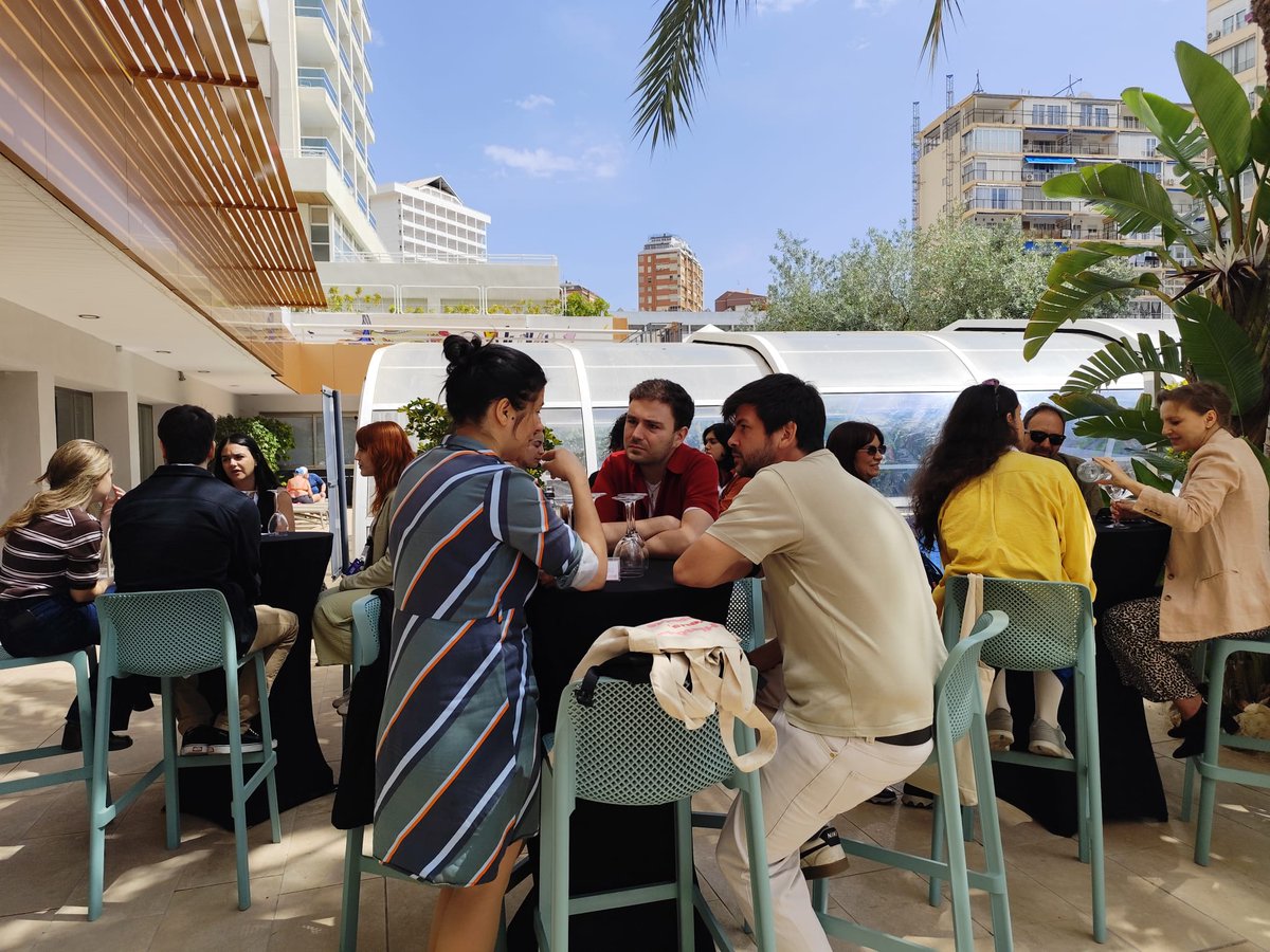 RevistaRubik's tweet image. Rubik se ha desplazado esta semana a Benidorm para cubrir las actividades -con especial atención a su rama de industria #PRISMA- de un @skylinefilmfest que celebra en esta edición su décimo aniversario. 

Esta mañana han tenido lugar las sesiones de pitch de los proyectos