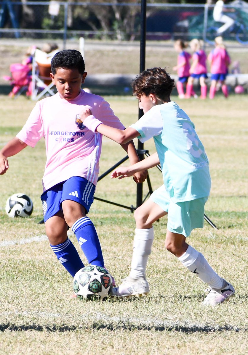 JiovanniBibbs's tweet image. Shift. Touch. Explode.
One move to create space-then it's off to the races
Confidence on the ball changes everything.
#1v1
#playerdevelopment #youthfootball #ballmastery #footballintelligence #soccertraining #futurefootballer #onemove