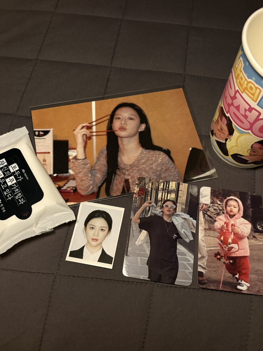 뷰 tweet media