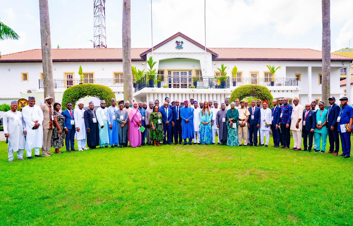 Babajide Sanwo-Olu tweet media