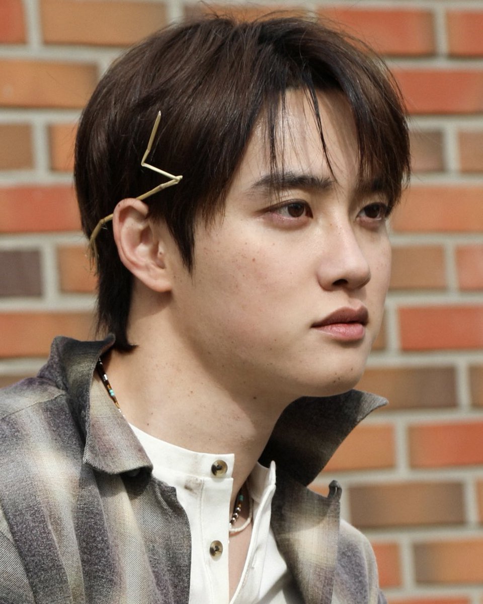 ex0l21's tweet photo. @AboutMusicYT Do Kyungsoo https://t.co/VCG8LTh1RU