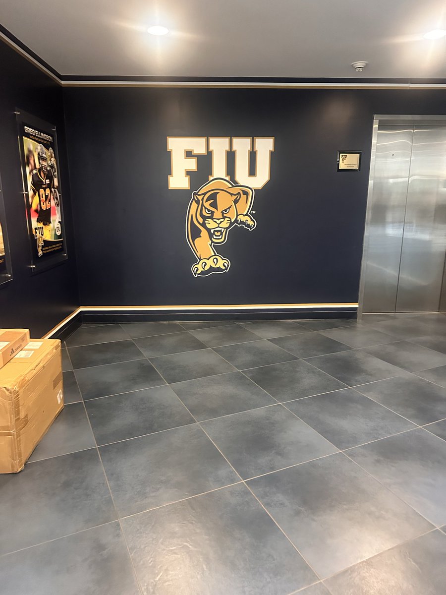 JavionJordan205's tweet photo. I had a great time visiting @FIUFootball thank you @Peter_Hontas for your time and a great visit. Also huge thanks to @JuliusTrenches @BigSkippin_75 @TMobusa @CoachBryanLamar @GAPrepVarsity @RecruitGeorgia @PrepRedzoneGA @RivalsHS https://t.co/0CfeRtAAmN