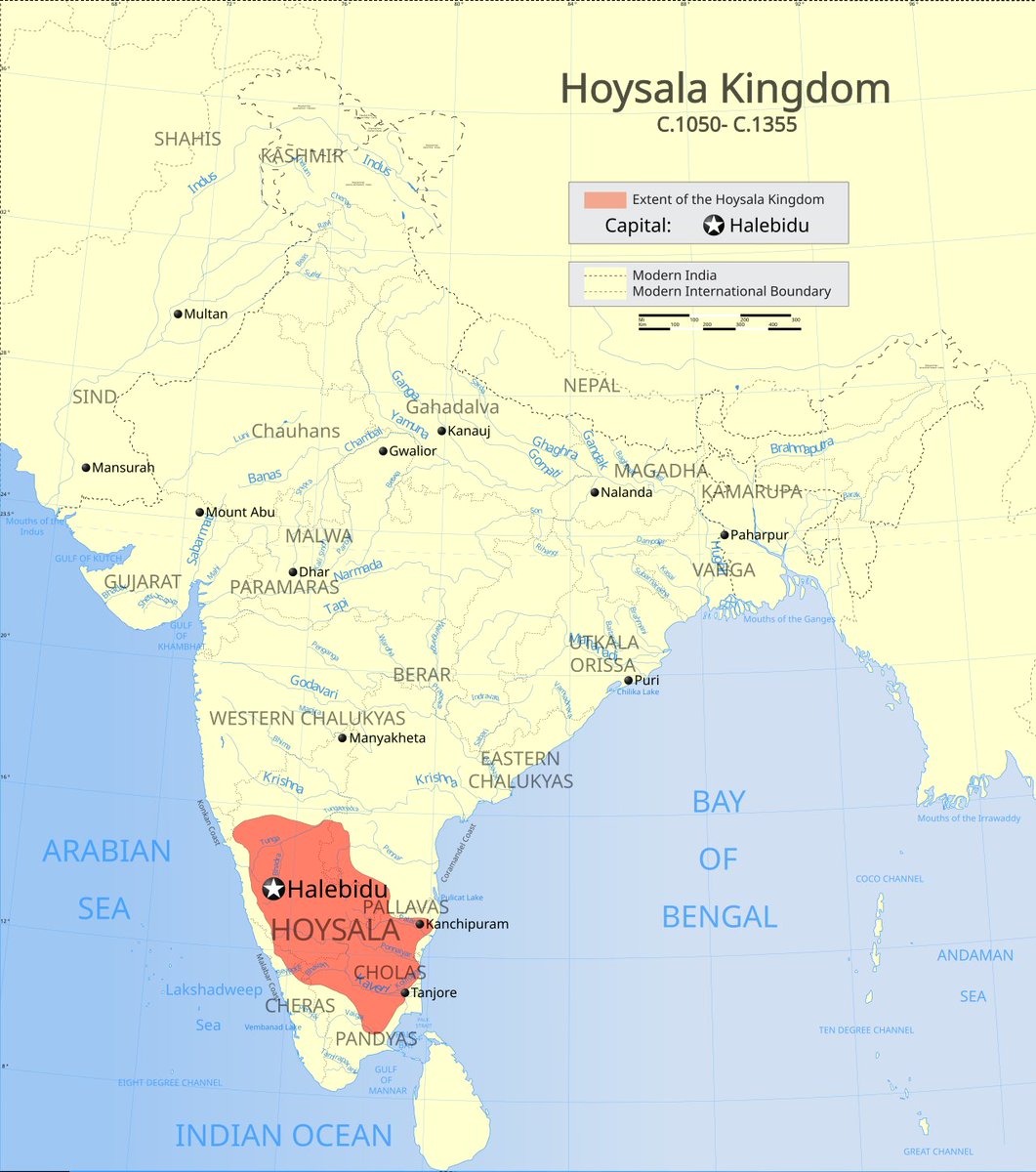KNayakas's tweet image. ಮುಮ್ಮಡಿ ಸಿಂಗನಾಯಕ
ಹೊಯ್ಸಳರ ಸೈನ್ಯದಲ್ಲಿ ಪ್ರಬಲ ದಂಡನಾಯಕನಾಗಿದ್ದನು.

ಮುಮ್ಮಡಿ ಸಿಂಗನಾಯಕ 'ಬಲ್ಲಿದ ತಳವಾರ'ನಾಗಿ ಹೊಸಮಲೆಯಲ್ಲಿ ನಿಂತಿದ್ದು ಕೇವಲ ಒಂದು ರಾಜ್ಯದ ಸ್ಥಾಪನೆಯಲ್ಲ ಅದು ಹೊಯ್ಸಳರ ದಾಯಾದಿ ಪರಂಪರೆಯ ಮುಂದುವರಿಕೆಯಾಗಿತ್ತು. 

ಈ ಪರಂಪರೆಯೇ ಮುಂದೆ ಕರ್ಣಾಟ(ವಿಜಯನಗರ)
ಸಾಮ್ರಾಜ್ಯವಾಯಿತು.

#KannadaCivilization 
#Kannada