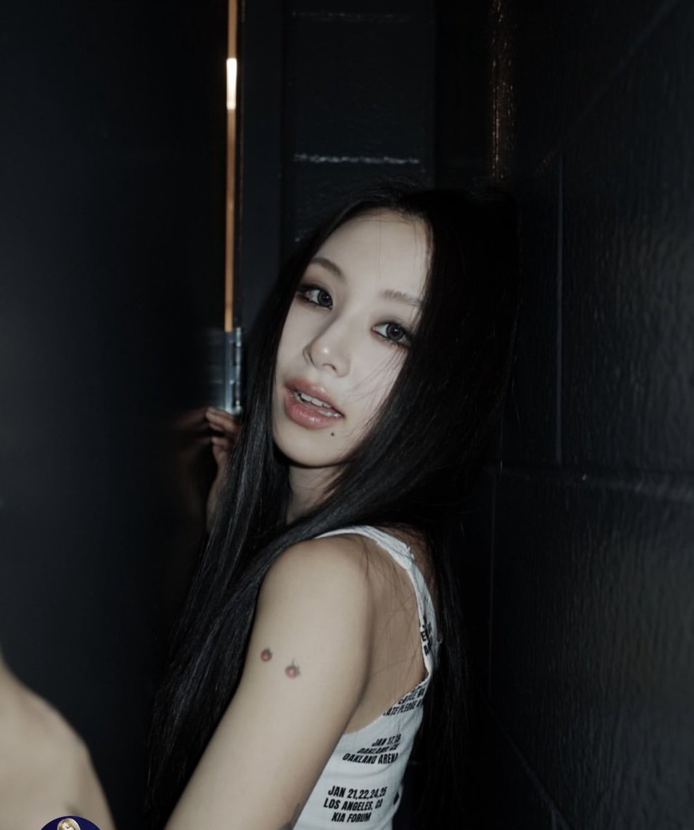 chaeyoung pics tweet media