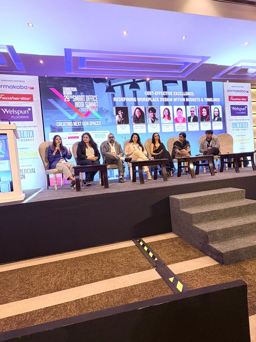 commdesignitp's tweet image. Can you deliver great design within tight budgets and timelines?

Industry leaders take on the challenge — balancing cost, quality, and performance.

#SmartOfficeSummit #LiveNow #WorkplaceStrategy