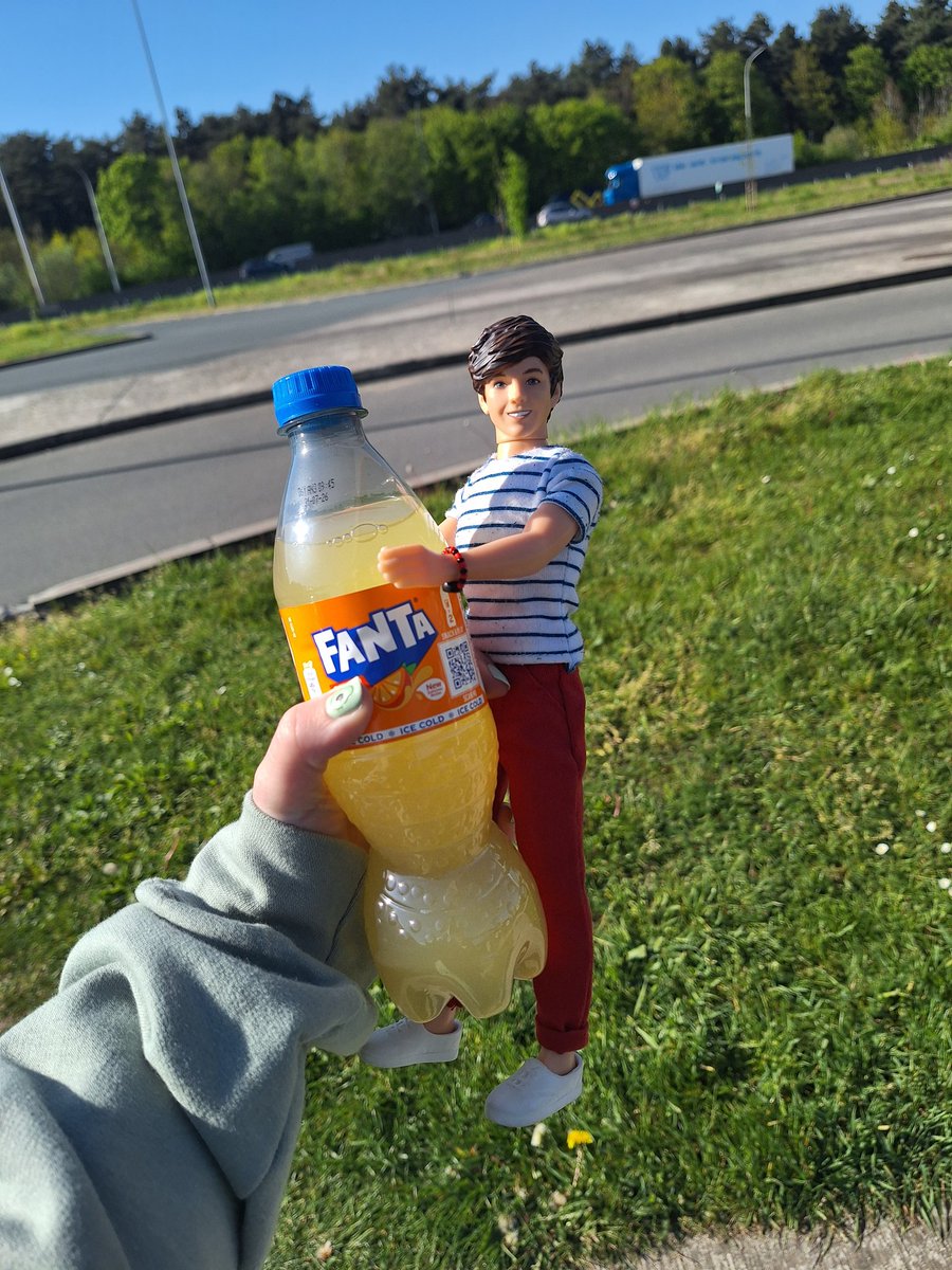 Aiden🍋🍒 MET LOUIS IN DONNY tweet media