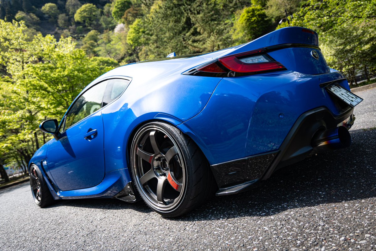 ピース tweet media