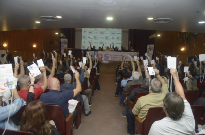 SindBancariosPetropolis tweet media