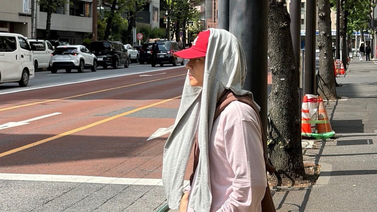 vhope love bot tweet media