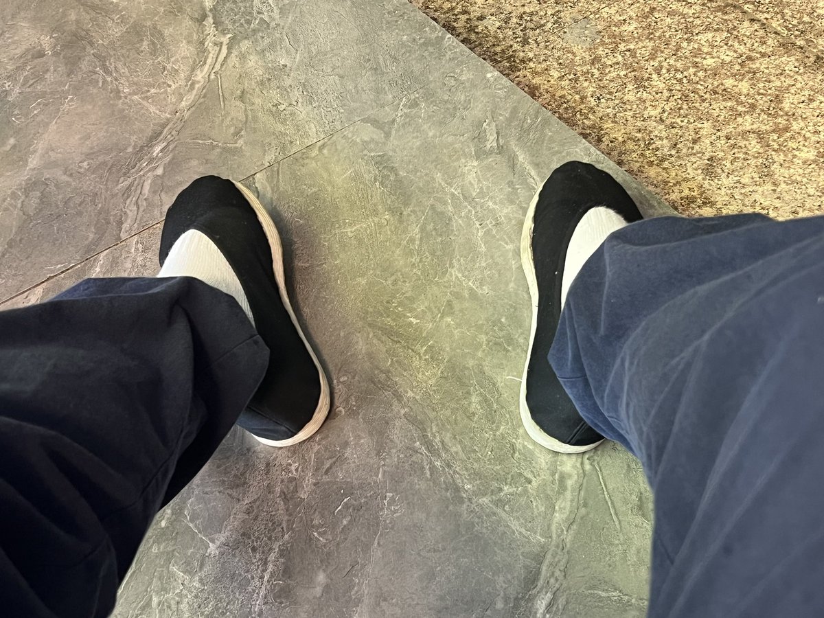 来一个大杯香茶 tweet media
