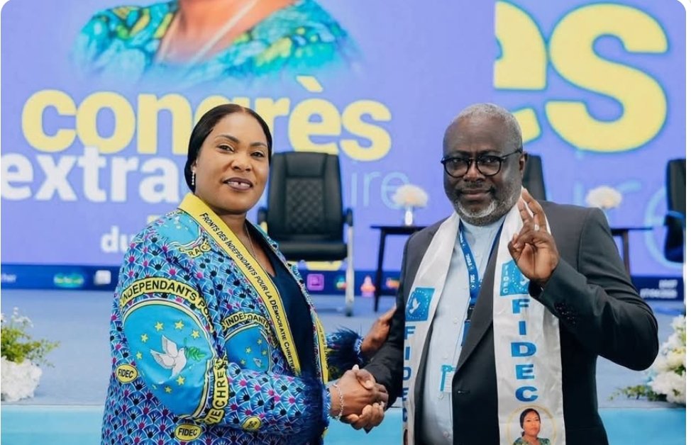 ErnestMbilika1's tweet image. #Lualaba | Droit de réponse : Le président a.i. du FIDEC, Dhedhe Mupasa Lukobo, dément le déblocage de 10 000 USD pour la presse. S'il rejette ce montant, il admet néanmoins que les journalistes conviés au récent congrès n'ont pas encore perçu leurs frais. #RDC #Presse