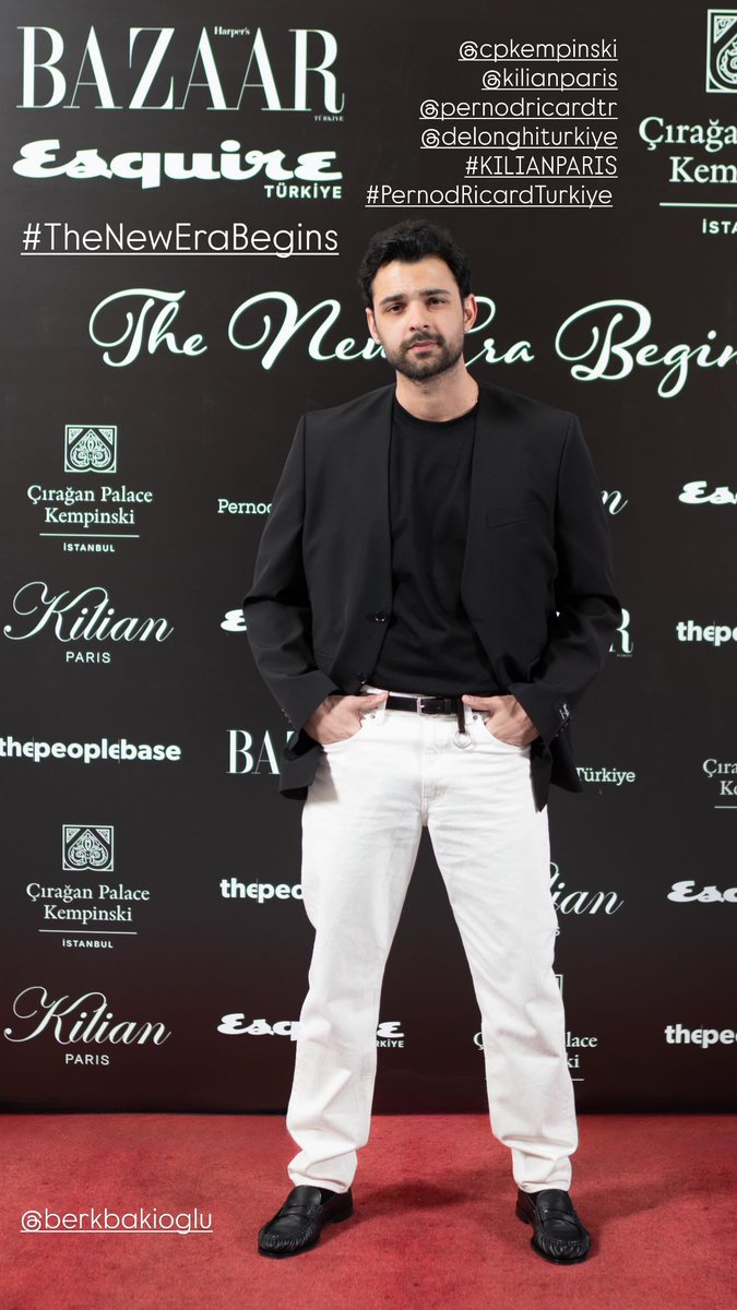 Berk Bakioğlu İnstagram story paylaşımı🖤