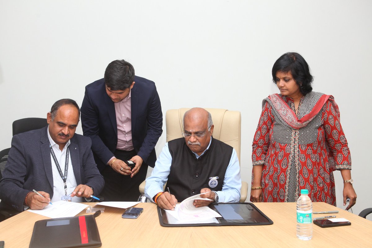 SRM_Univ's tweet image. The School of Law at #SRMIST-KTR, has signed a Memorandum of Understanding (#MoU) with @tessolve_  Services Private Limited, reinforcing its commitment to industry-integrated legal education.

@ysr4rights