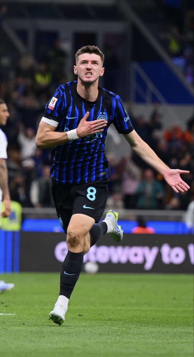 mohammad_mila's tweet photo. Grandi inter 💙💙💙 
#pazzainter #forzainter https://t.co/G5BJLaOtpO