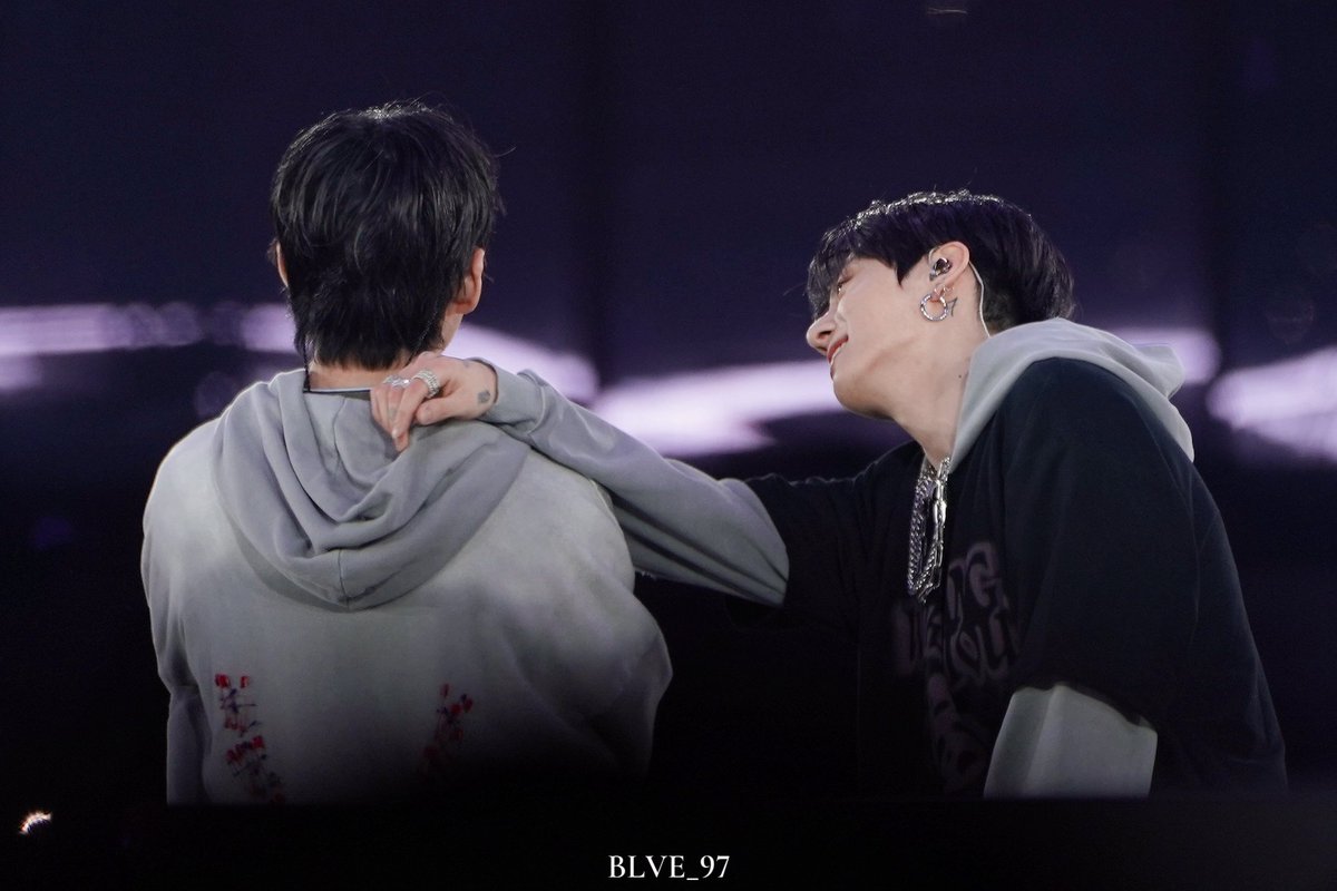 BLVE_97's tweet photo. 260412 고양
Gimme that make me fiend
#방탄소년단 #정국 #태형 https://t.co/YHXDved0WP