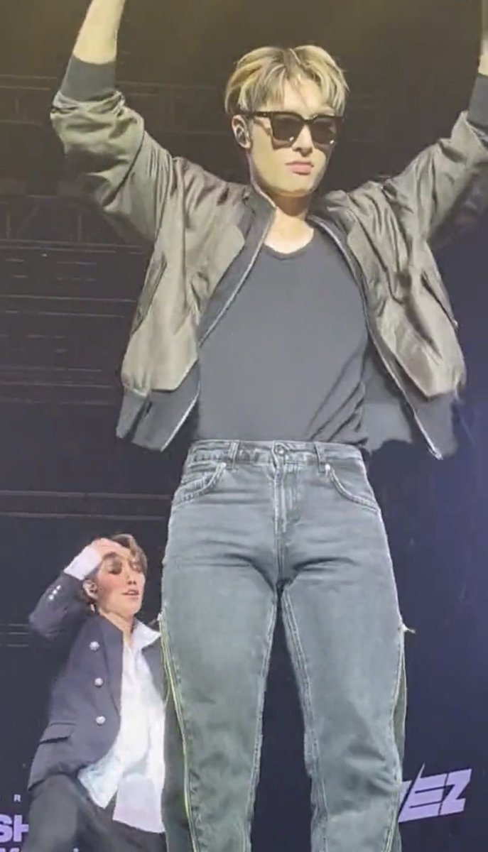 n01likemingi's tweet photo. mg thighs send tweet https://t.co/GTY9jRMT9y