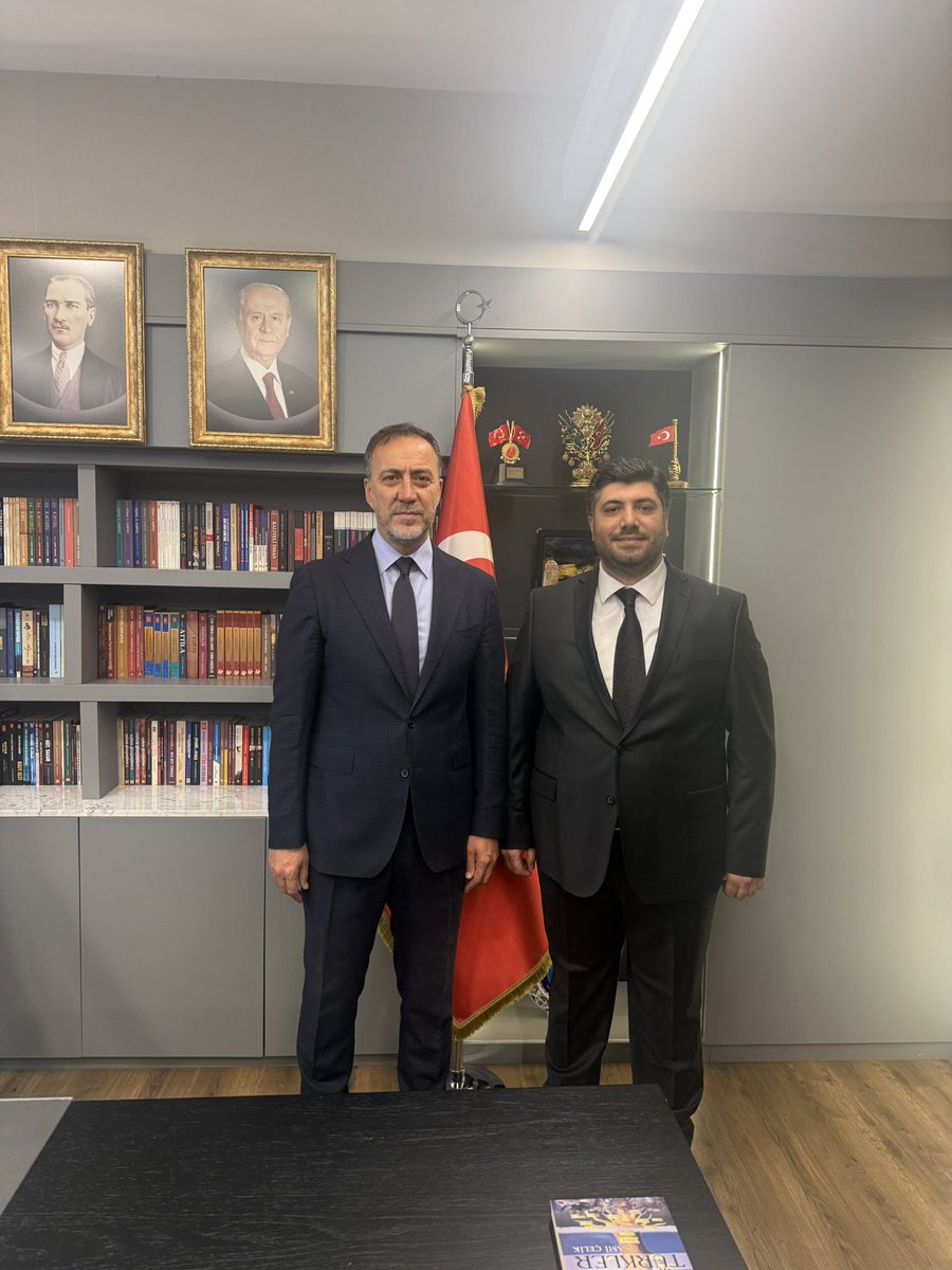 uslufrt's tweet photo. Liderimiz Sayın Devlet Bahçeli’nin takdir ve tensipleriyle İstanbul İl Başkanlığı görevine atanan Sayın Volkan Yılmaz Başkanımıza hayırlı olsun ziyaretinde bulundum.

Bu mukaddes vazifenin İstanbul’umuza hayırlı olmasını niyaz ediyor, kendilerine üstün başarılar temenni ediyorum. https://t.co/Ly4VgqlRgN
