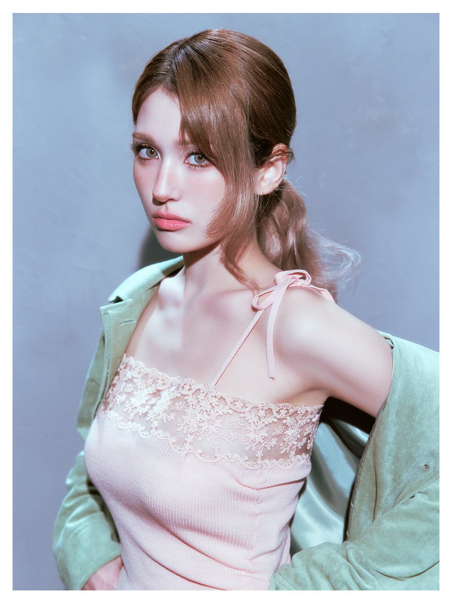 somiijxxn's tweet image. And 9 years later, we are meet again with me return as #IOI maknae #LOOP 𝐂𝐨𝐧𝐜𝐞𝐩𝐭 𝐏𝐡𝐨𝐭𝐨

♾️ 2026. 05. 19 TUE 6PM (KST)