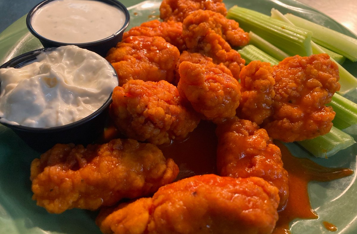 TC's Referee Sports Bar & Grill tweet media