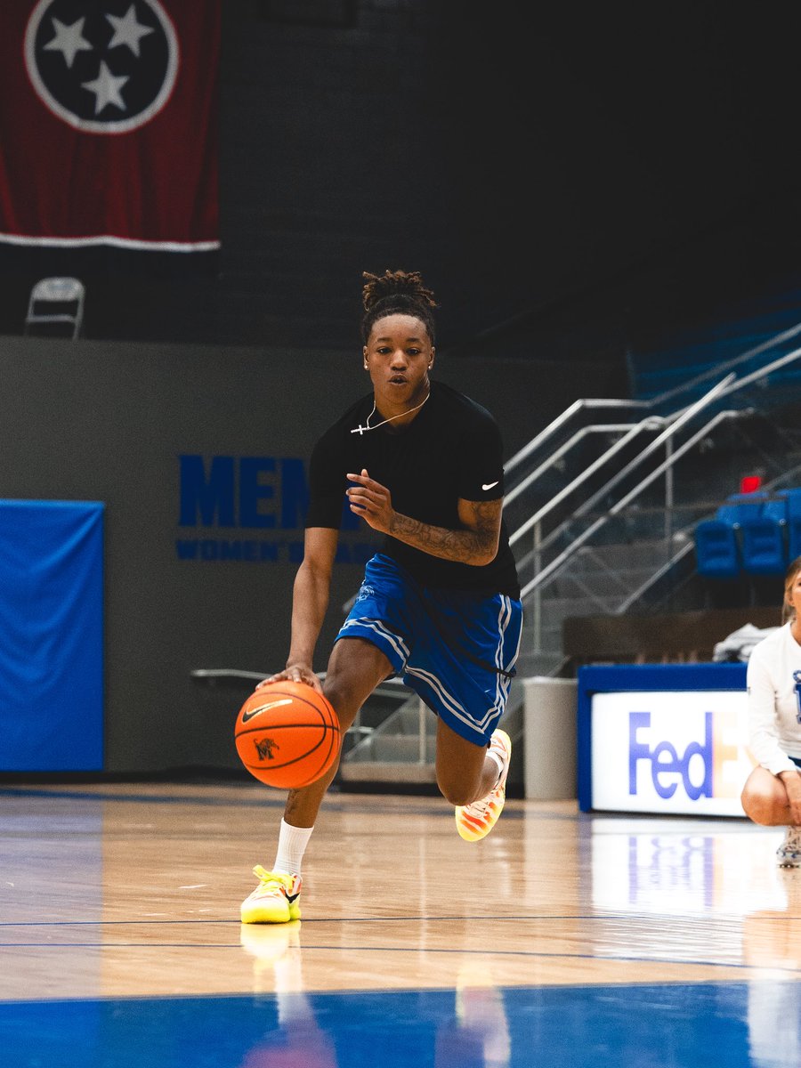 MemphisWBB's tweet image. Back in the lab 😤

#GoTigersGo | @MemphisWBB