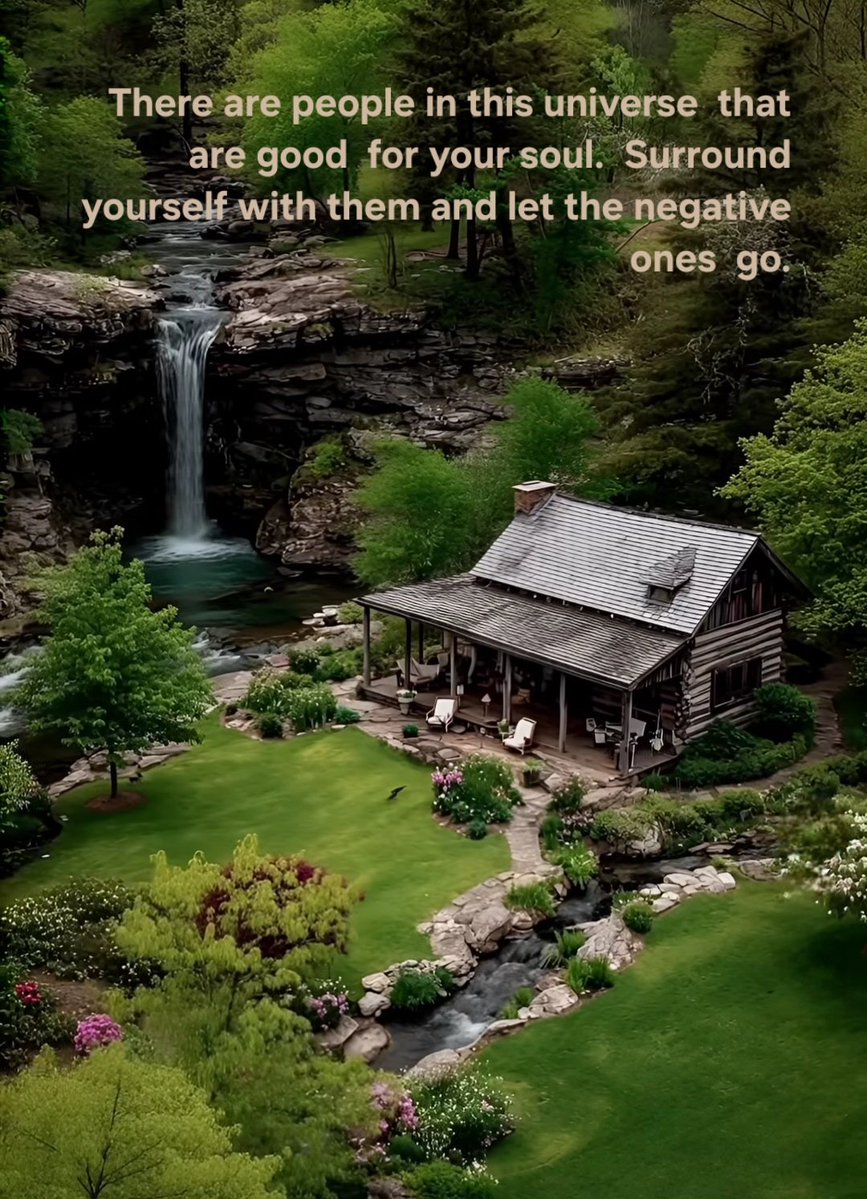 AmandaPlayzAdoptMe / AdultGamer Grandma of 8 tweet media