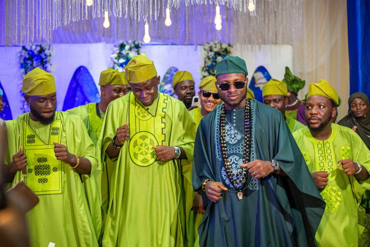 nascouture1's tweet photo. Thank you very much. @nuclearpr_ 

@Tunde_OD we can make you very nice agbada outfits that you can rock to deliver those chess boards.

Below is some of our recent works https://t.co/HK3biEfWxK