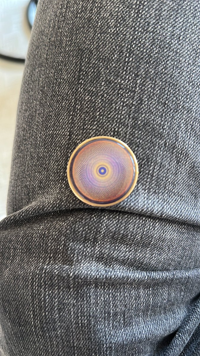 I am……Dutch tweet media