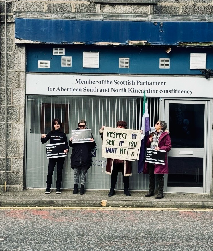 Women o' Scotland tweet media