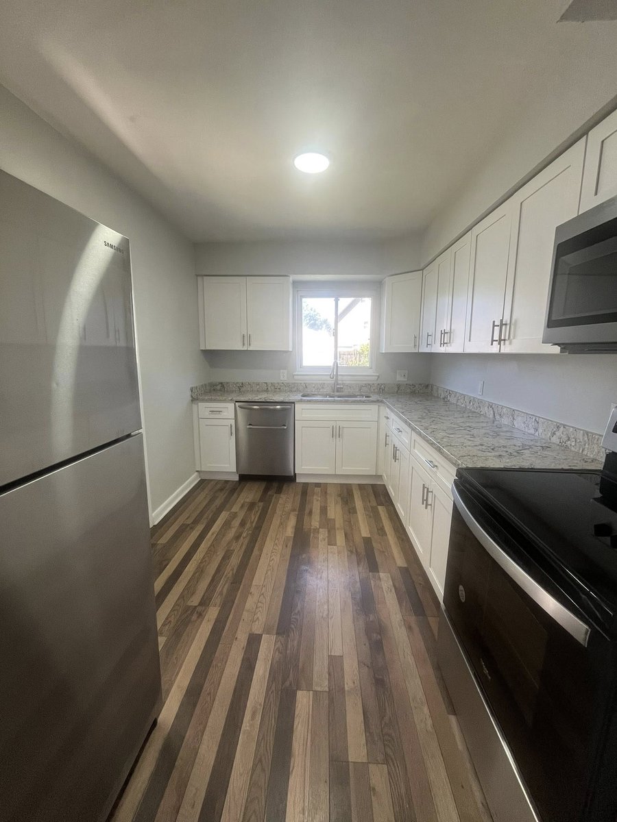 HappyBeachHomes's tweet image. 3 Bedroom Single Family Home For Rent in the Azalea Acres subdivision of Norfolk. 
3461 Gamage Drive, Norfolk, VA 23518 | MLS #10631071 | HomeServices Property Management, LLC 
#norfolk #hrva #rental