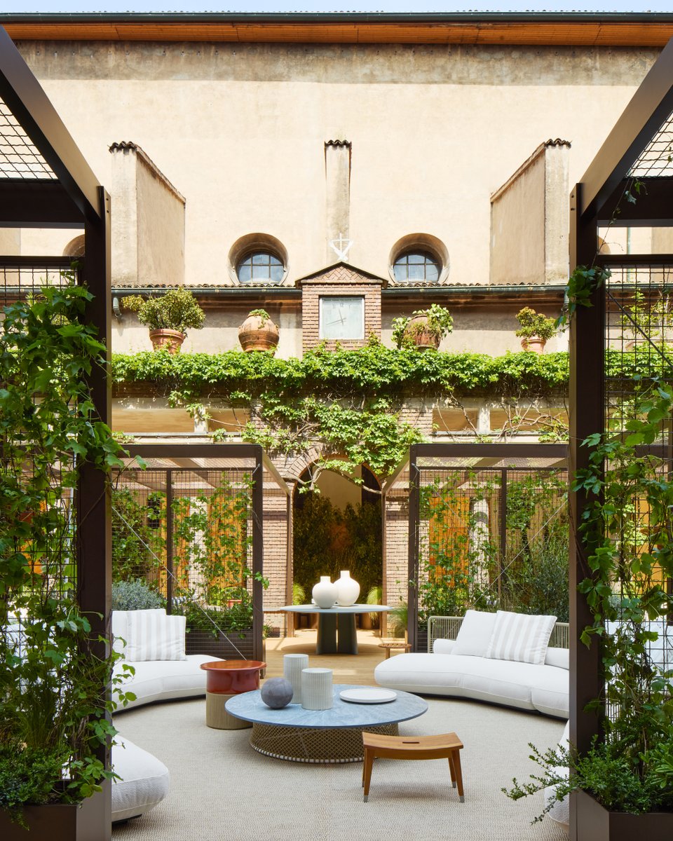 Flexform tweet media