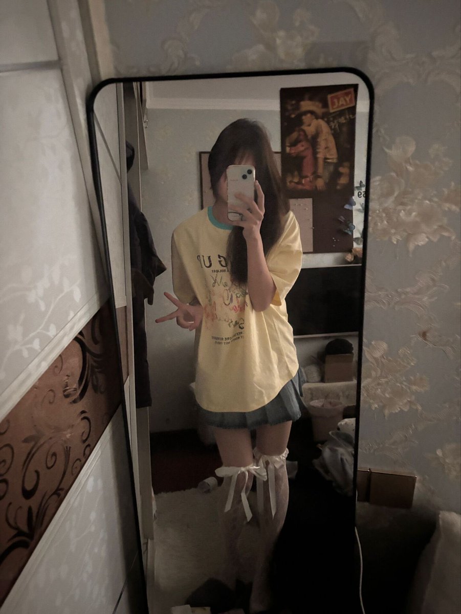 一枝花 接投稿和问卷(出sm社交软件) tweet media