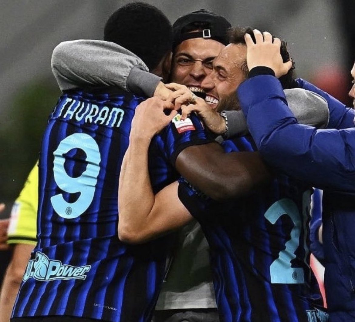 Fabrizio Biasin tweet media