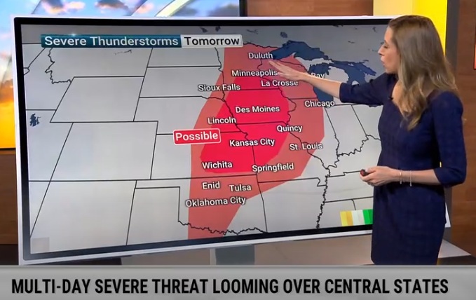 barlist's tweet photo. Severe weather is back in play over the Plains and will continue each day with a threat of tornadoes, hail and damaging winds from Texas to parts of the Northern Plains, then into parts of the Mississippi Valley.

https://t.co/fyeg7s0HeS https://t.co/IYQz22kE3I