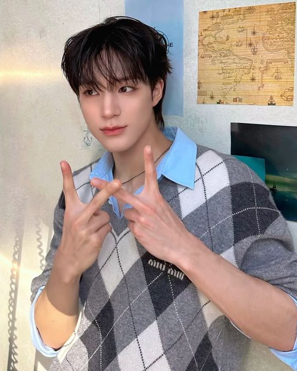 thinkneodalso's tweet photo. HAPPY BIRTHDAY JENO!!! 💙🐶
#HAPPYJENODAY
#제노생일축하하러f1보다빠르게옴 
#LoveLeeJENODay https://t.co/iUya3Kqv6N