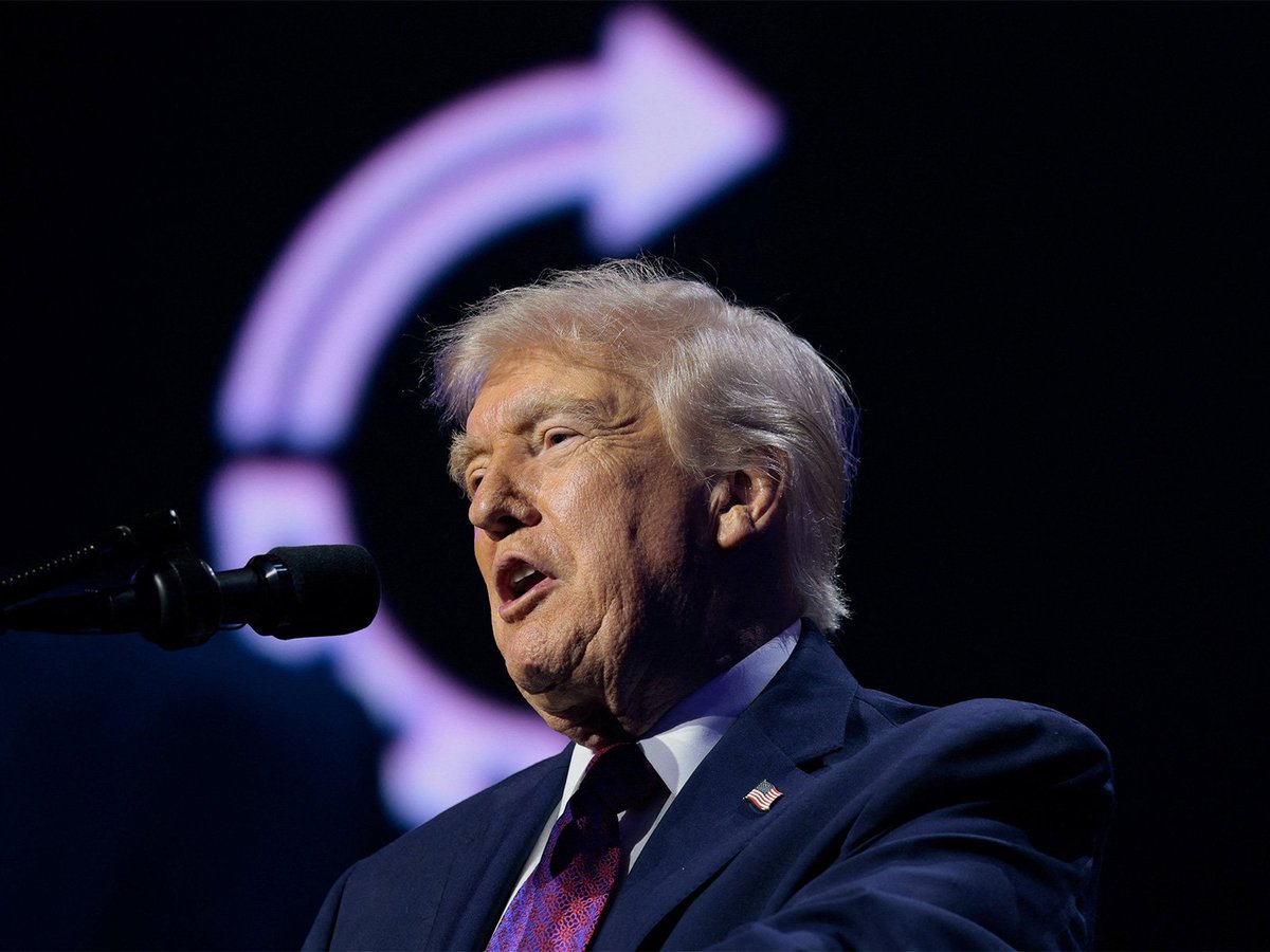 ani_digital's tweet image. Trump signals "possible" Iran talks within 36-72 hours as maritime tensions escalate in Hormuz

Read @ANI Story | aninews.in/news/world/us/…
#Trump #talks #possible #Iran #maritimetensions #Hormuz