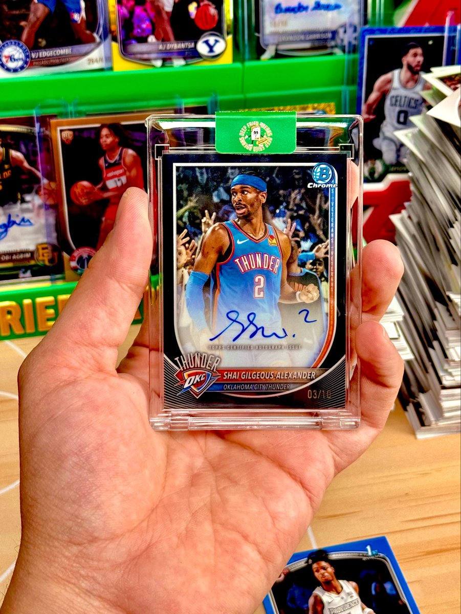OH HAI, SHAI!!!!
Absolute NUKE from the Triple Caser just hit!! @topps <a href="/fanaticslive/">Fanatics Live</a>