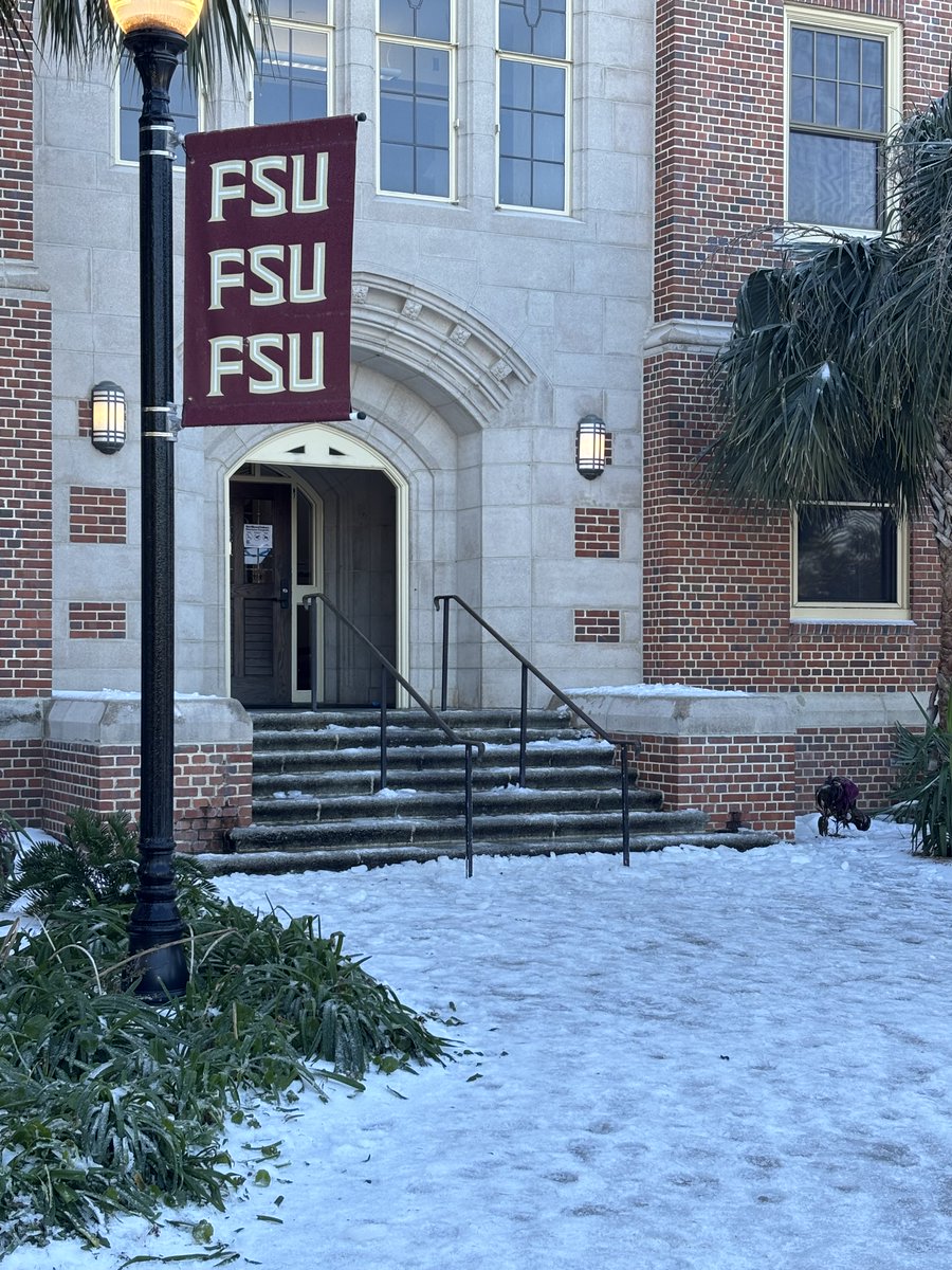 FSU College of Communication & Information tweet media