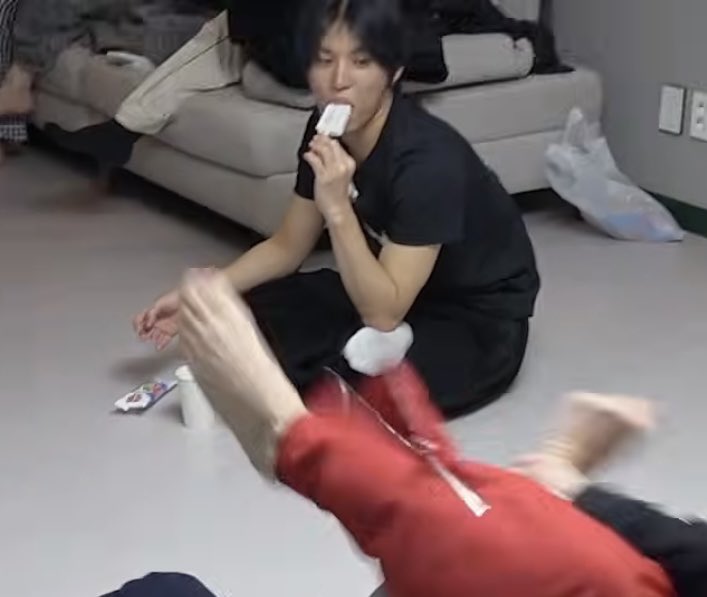 𝗻𝗼𝗼𝗽𝗶｡｡ tweet media