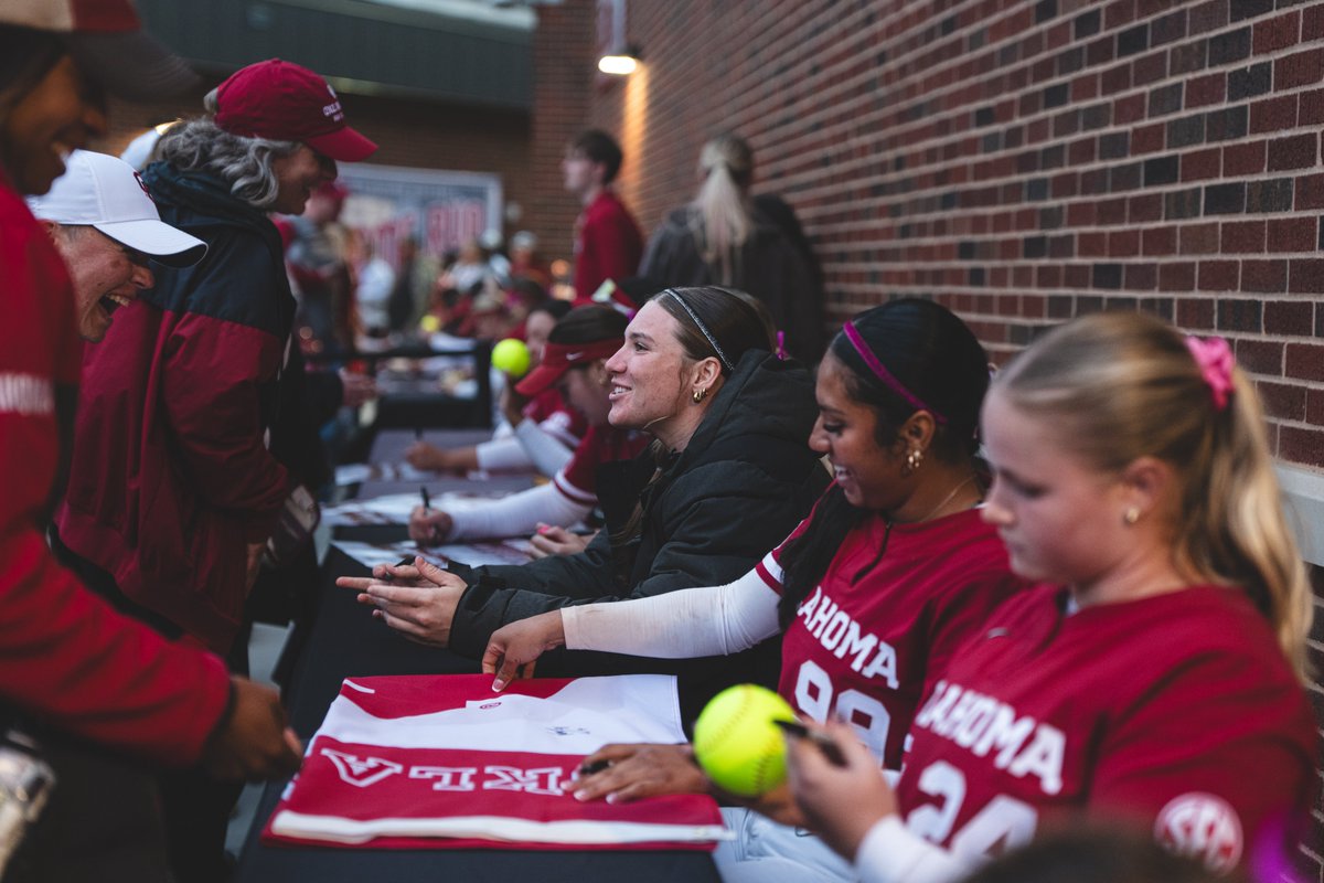 Oklahoma Softball tweet media