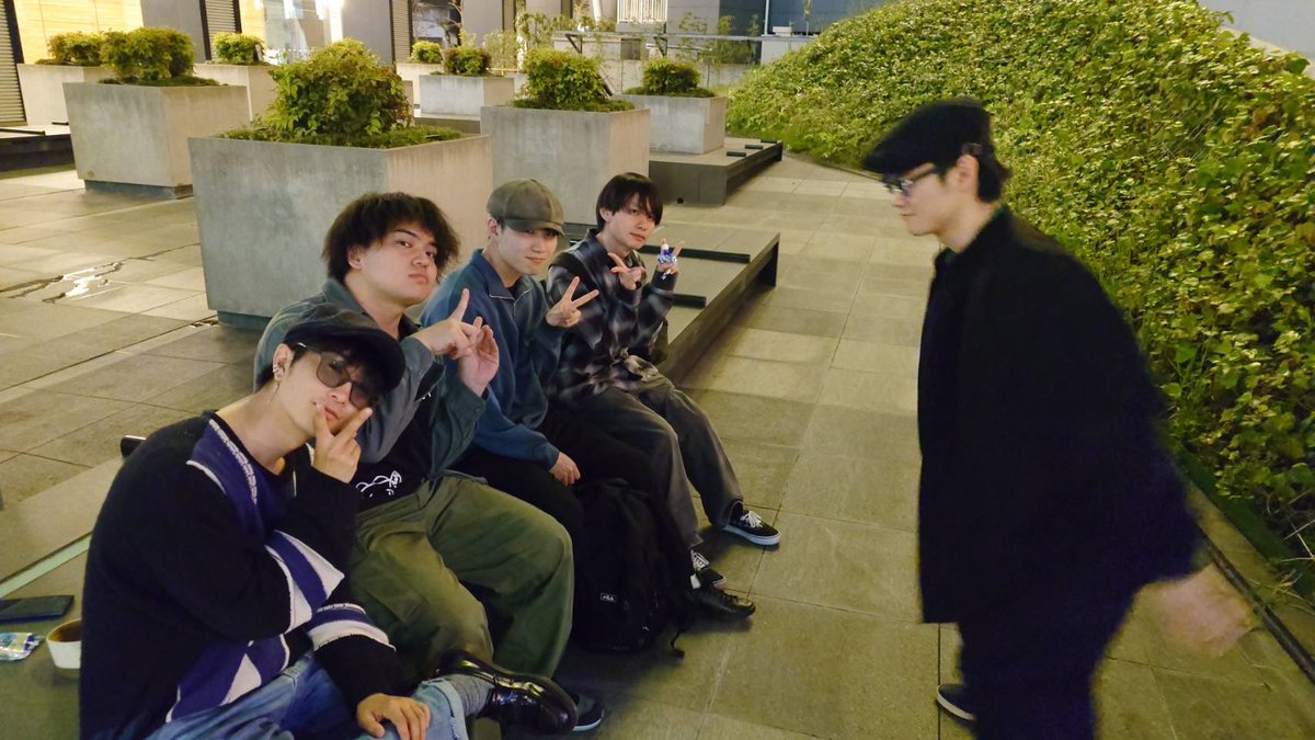 仁（じん） tweet media