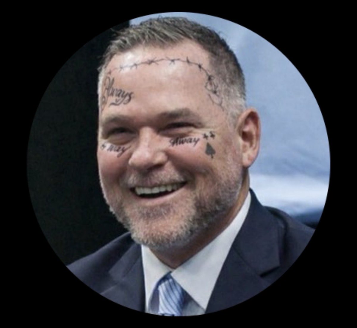 UNCPostMalone's tweet photo. @DaggumHube @UNC @PostMalone @PostMaloneUNC Well, maybe so maybe so… https://t.co/P7MGkzv3EW