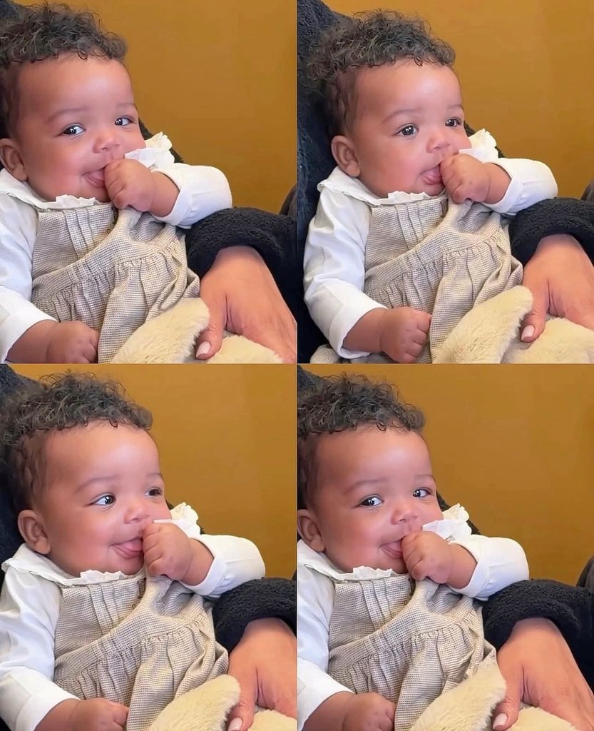 Rihanna Crave tweet media