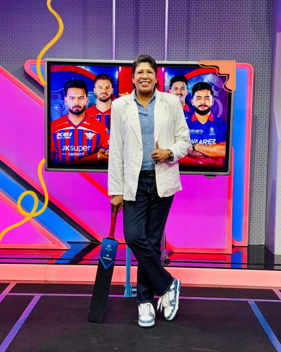 JhulanG10's tweet image. The cricket strings have their own music 💫🏏

Outfit by: @Qurvii_India 

#IPL #Cricket #GameOn