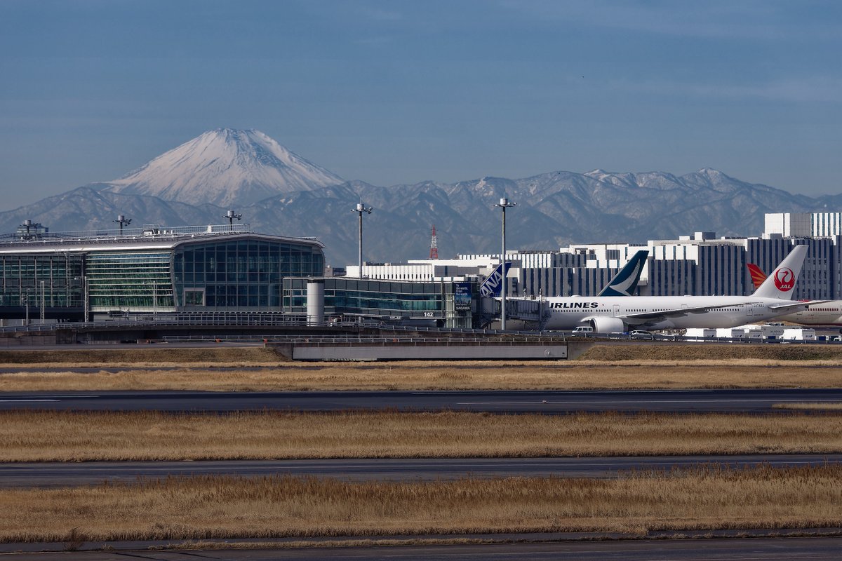 b7lover_air tweet media