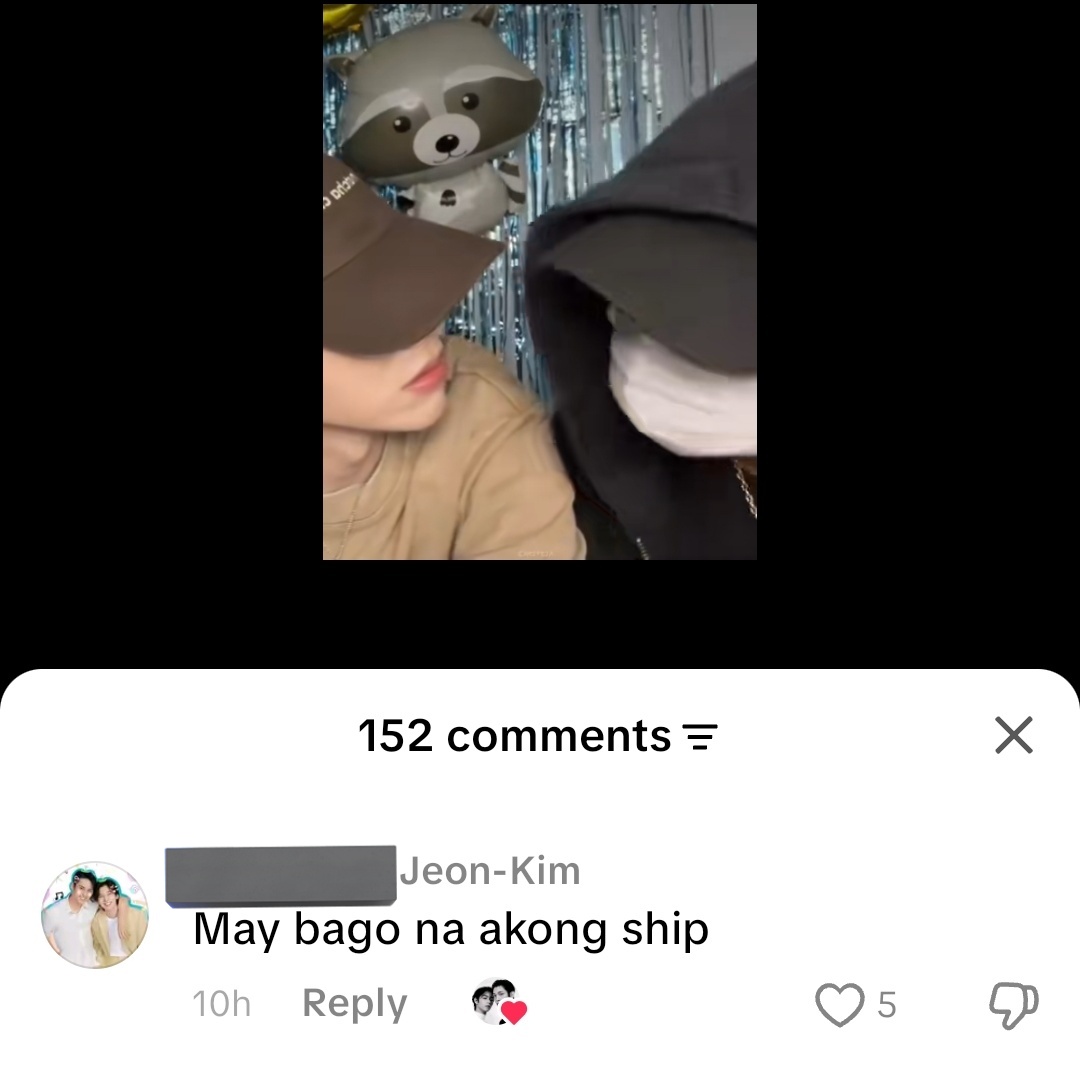 cat 🍓🚢⚓🌸 tweet media