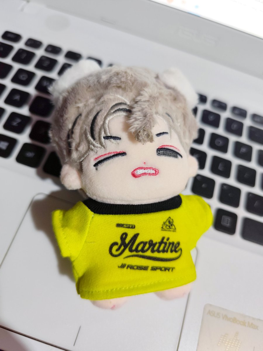 Fiw Fuw (.◜◡◝) tweet media